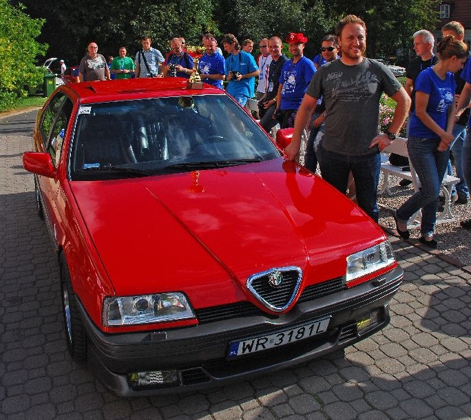 Perły dawnej i współczesnej włoskiej motoryzacji zjechały z całej Polski w jedno miejsce na dwa dni święta pasjonatów włoskiego stylu życia i motoryzacji