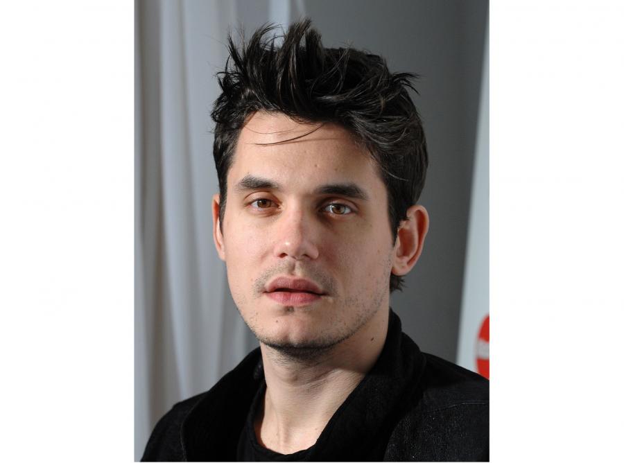John Mayer. W kręgu jego zainteresowań znalazły się m.in. Jennifer Aniston, Jessica Simpson, Jennifer Love Hewitt, Mandy Moore, Minka Kelly i Taylor Swift
