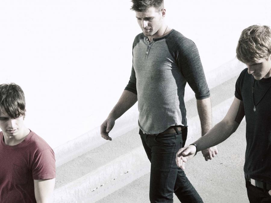 Trio z Los Angeles rozpoczęło działalność w 2009 roku, a debiutancki album "Torches" ukazał się dwa lata później