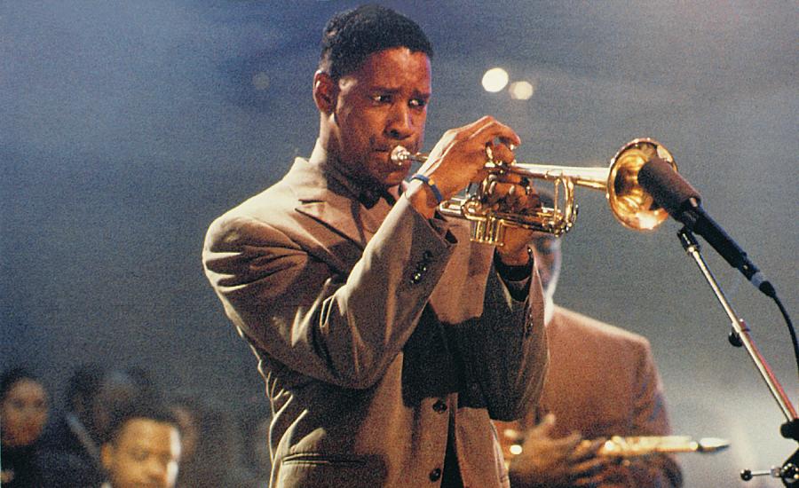 Denzel Washington w filmie "Czarny blues" (1990)