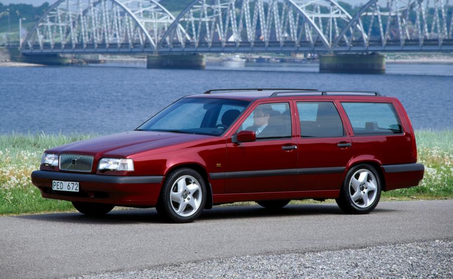 Брызговики volvo 850