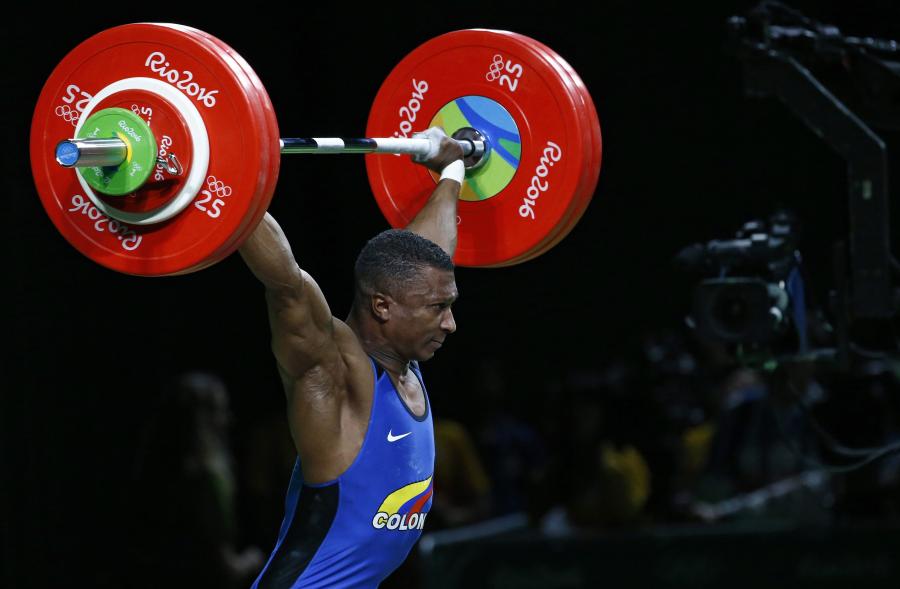 Oscar Figueroa płakał jak bóbr. Siedem miesięcy po operacji kręgosłupa został mistrzem olimpijskim